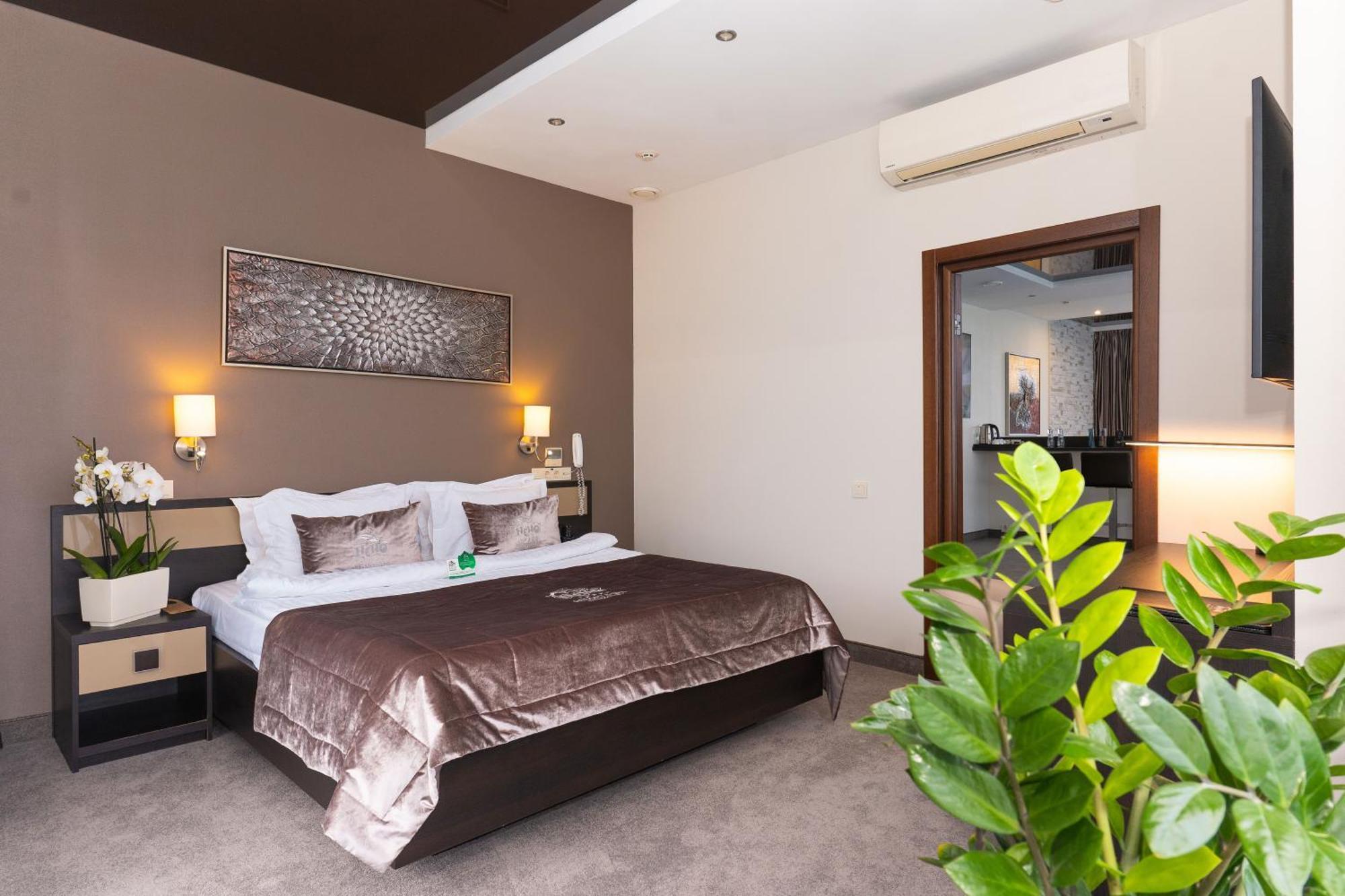 Nemo Hotel Resort & Spa Odesa Room photo A bedroom at the hotel